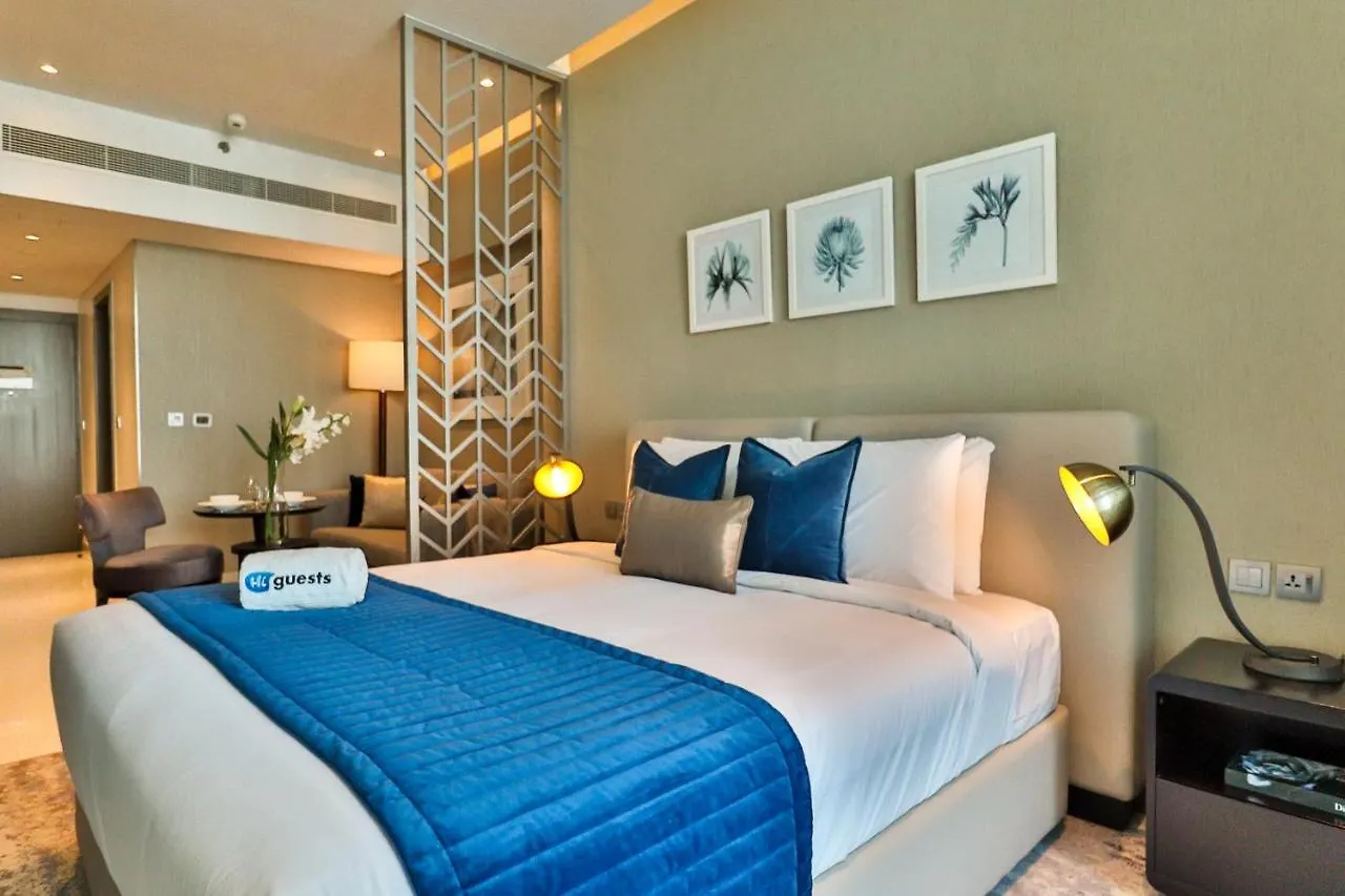 Higuests - Roomy And Chic Studio With Panoramic Canal Views Dubai Apartment