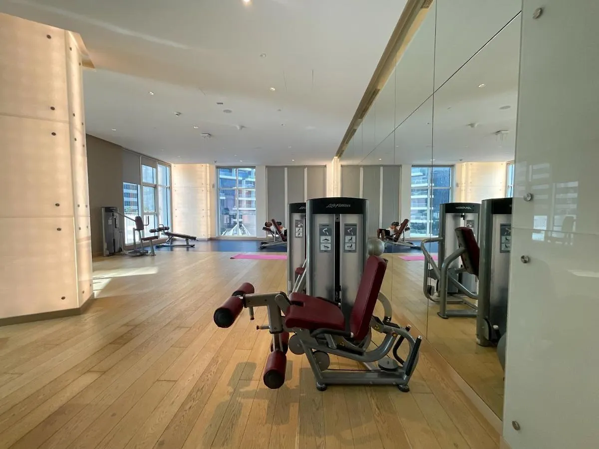 Apartment Higuests - Roomy And Chic Studio With Panoramic Canal Views Dubai